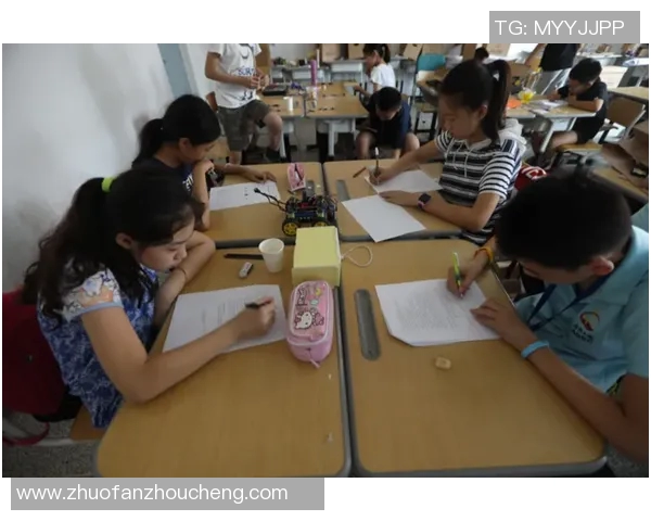 东方体育中心编程培训学校助力青少年掌握未来科技技能开启职业新篇章